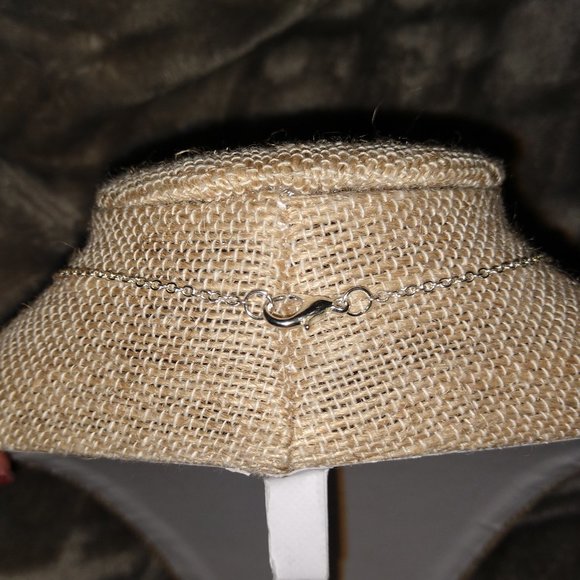 Necklace - Picture 5 of 6